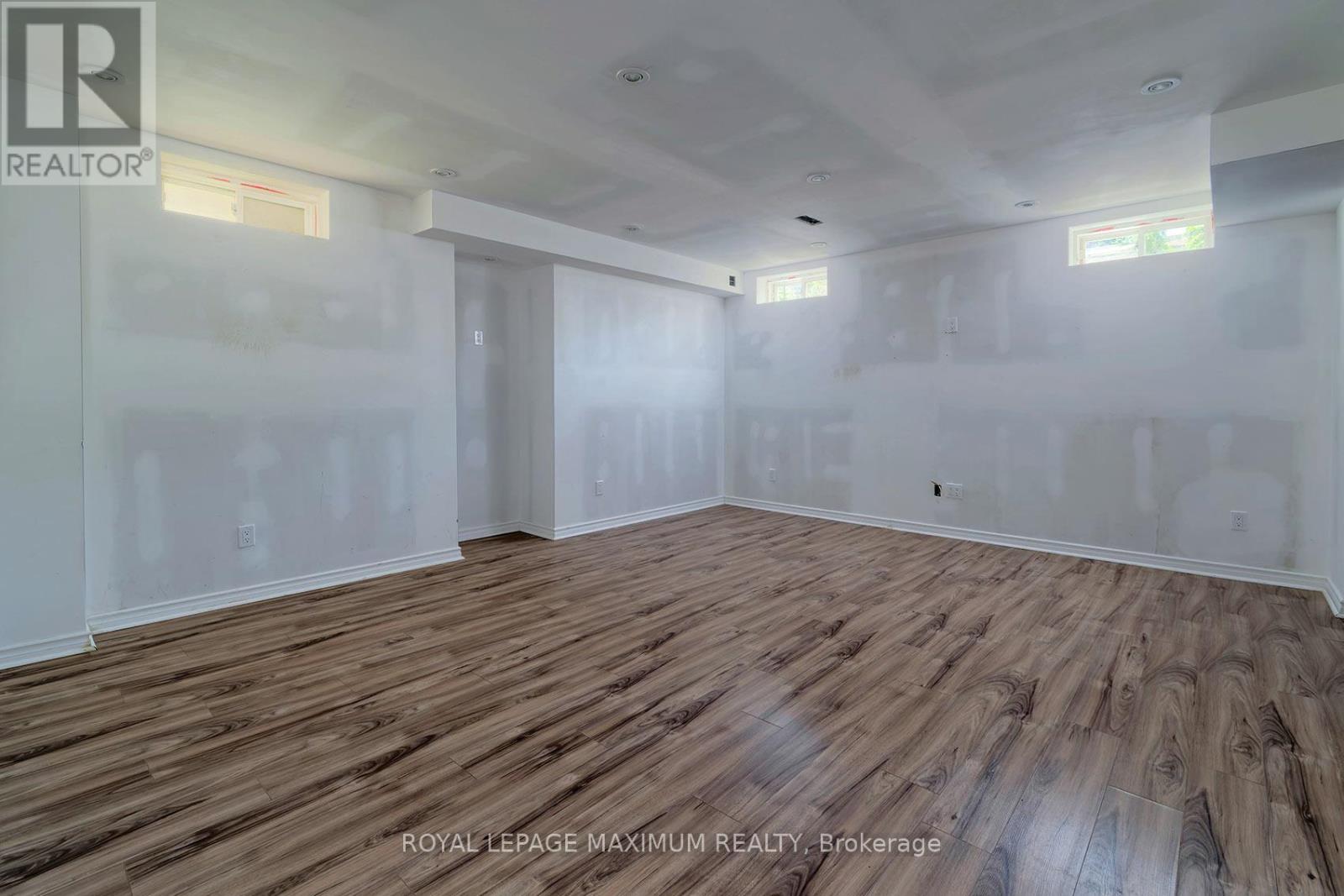 59 MOONEY STREET - Image 35