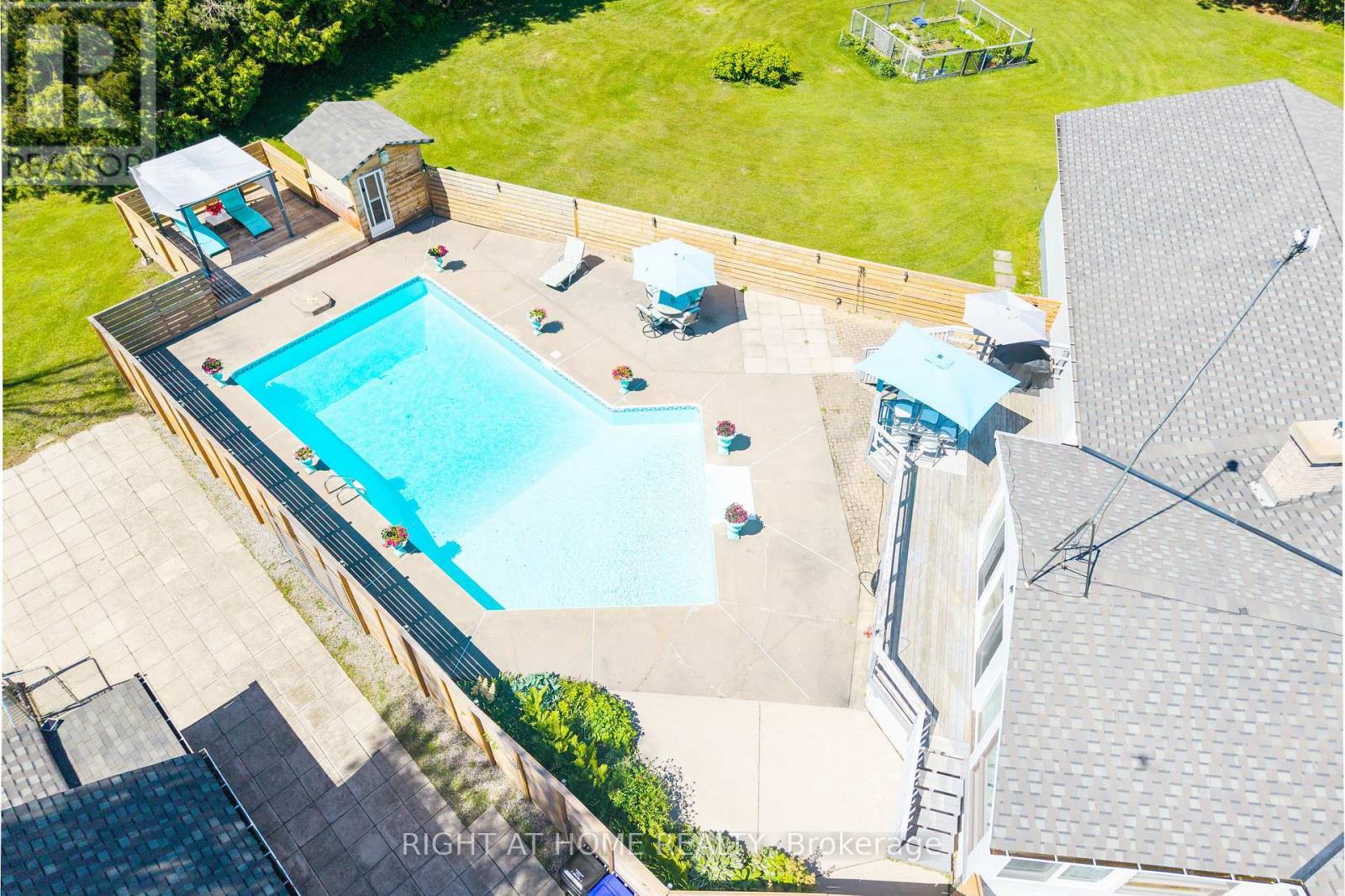 560 CONCESSION ROAD 15 W - 41