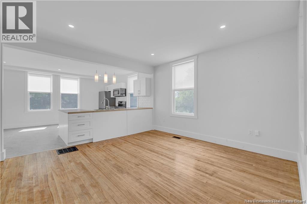 60-62 Queensway - 32