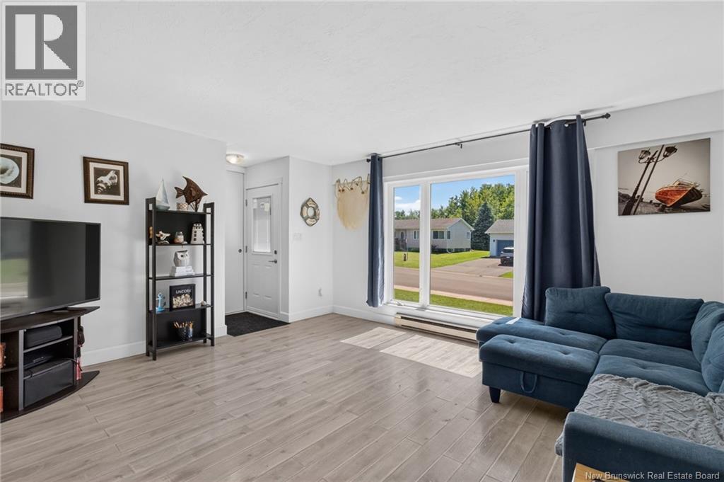 122 ALPHONSE ST - Image 3