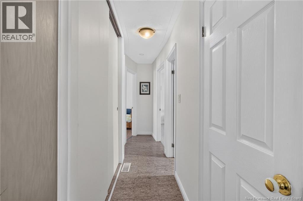 122 ALPHONSE ST - 11