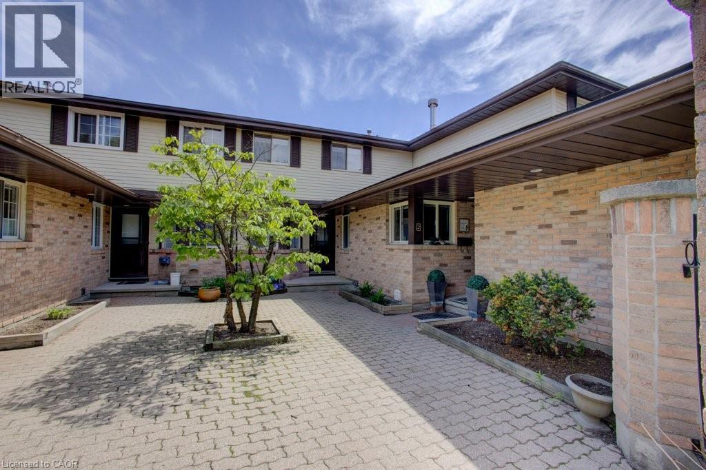 #3 464 BEECHWOOD Place - 1