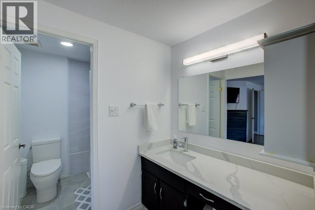 #3 464 BEECHWOOD Place - 21