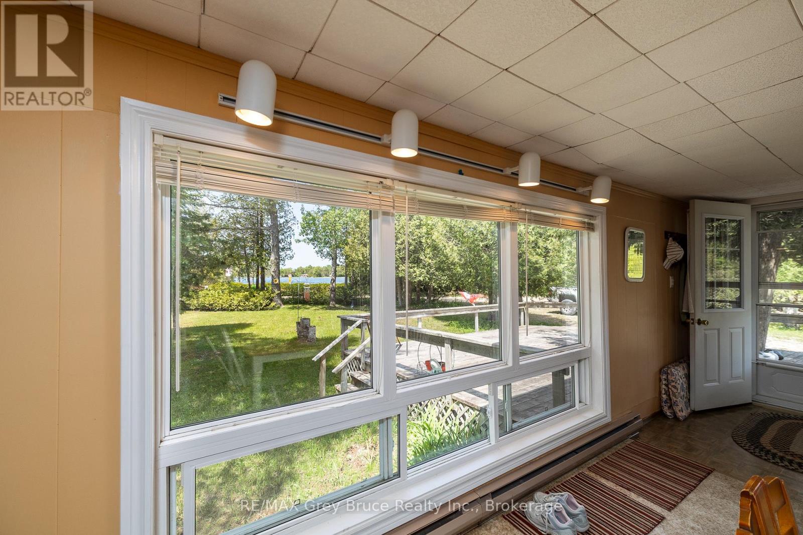 181 WOODLAND CIRCLE - 18