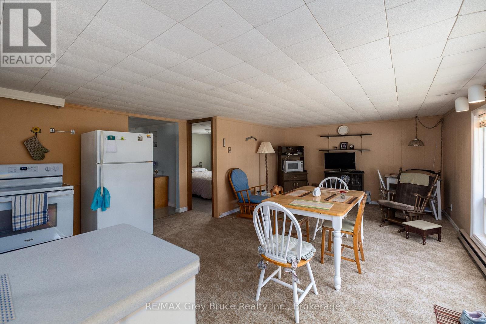 181 WOODLAND CIRCLE - 20