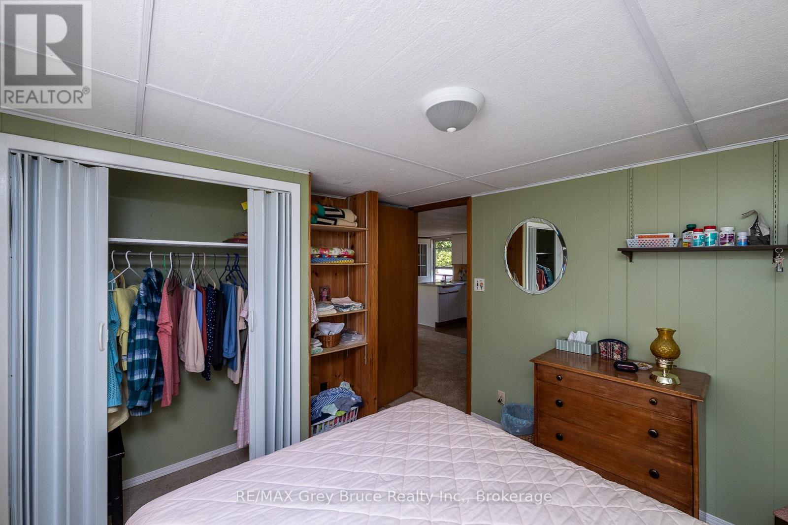 181 WOODLAND CIRCLE - 24