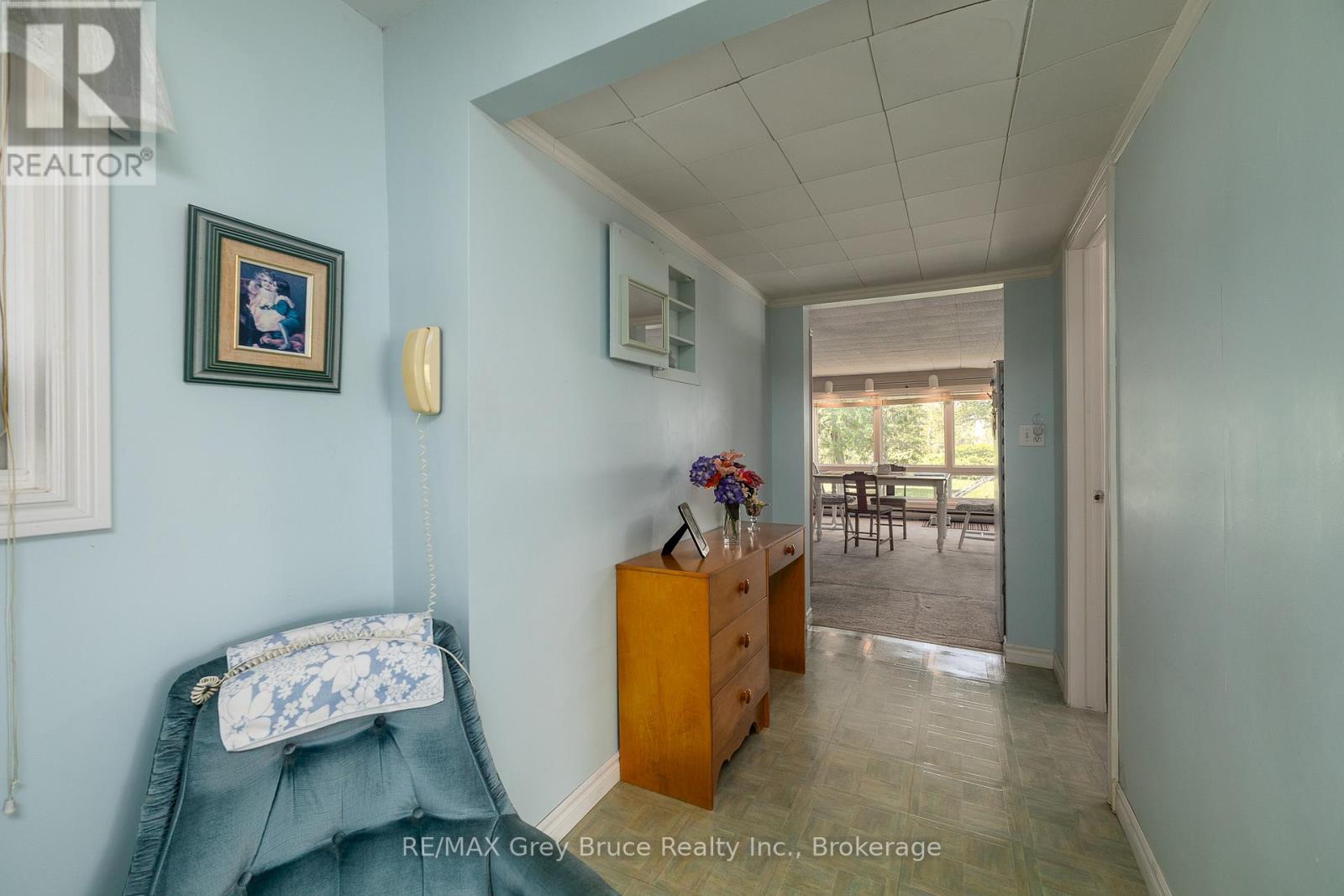 181 WOODLAND CIRCLE - 33