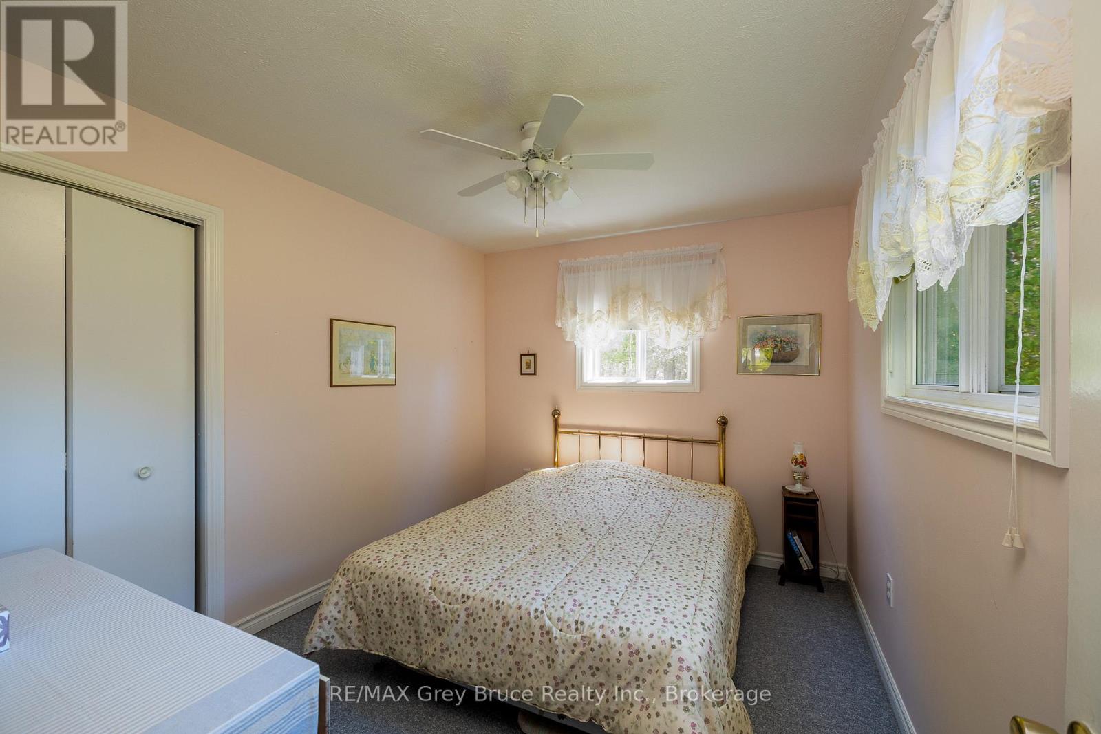 181 WOODLAND CIRCLE - 37