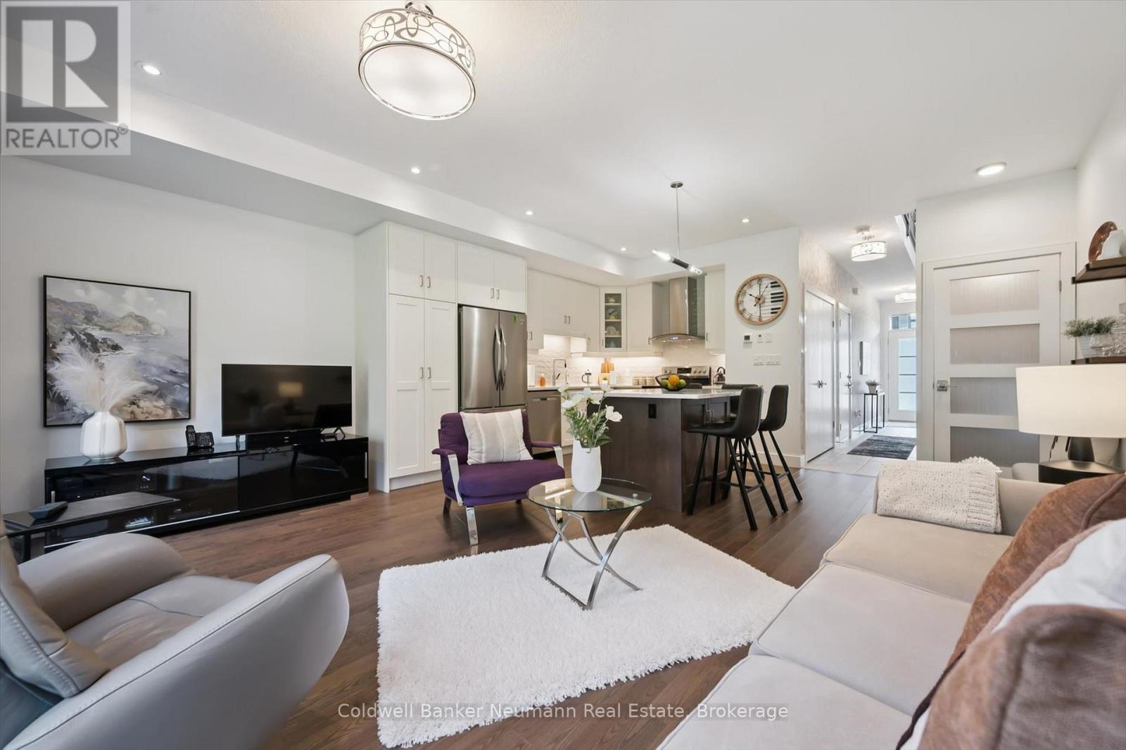 #92 60 ARKELL ROAD - 14