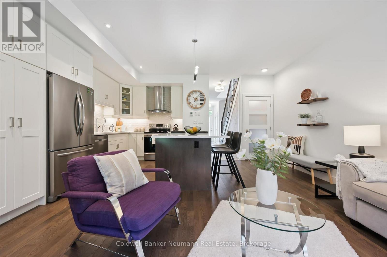 #92 60 ARKELL ROAD - 15