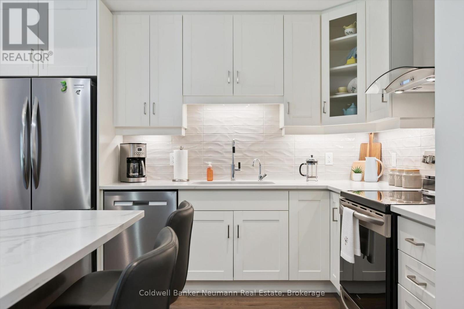 #92 60 ARKELL ROAD - 18