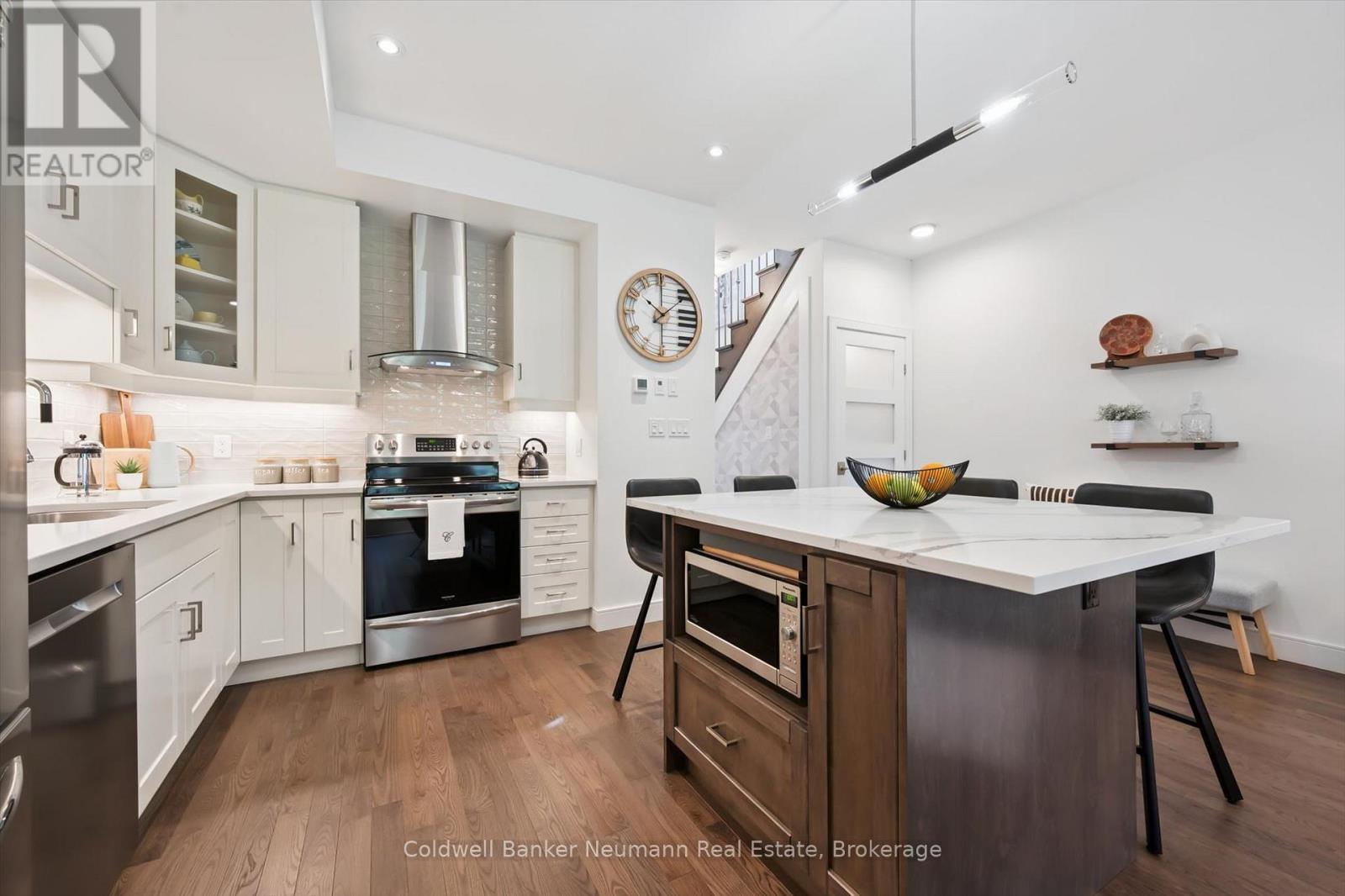 #92 60 ARKELL ROAD - 21