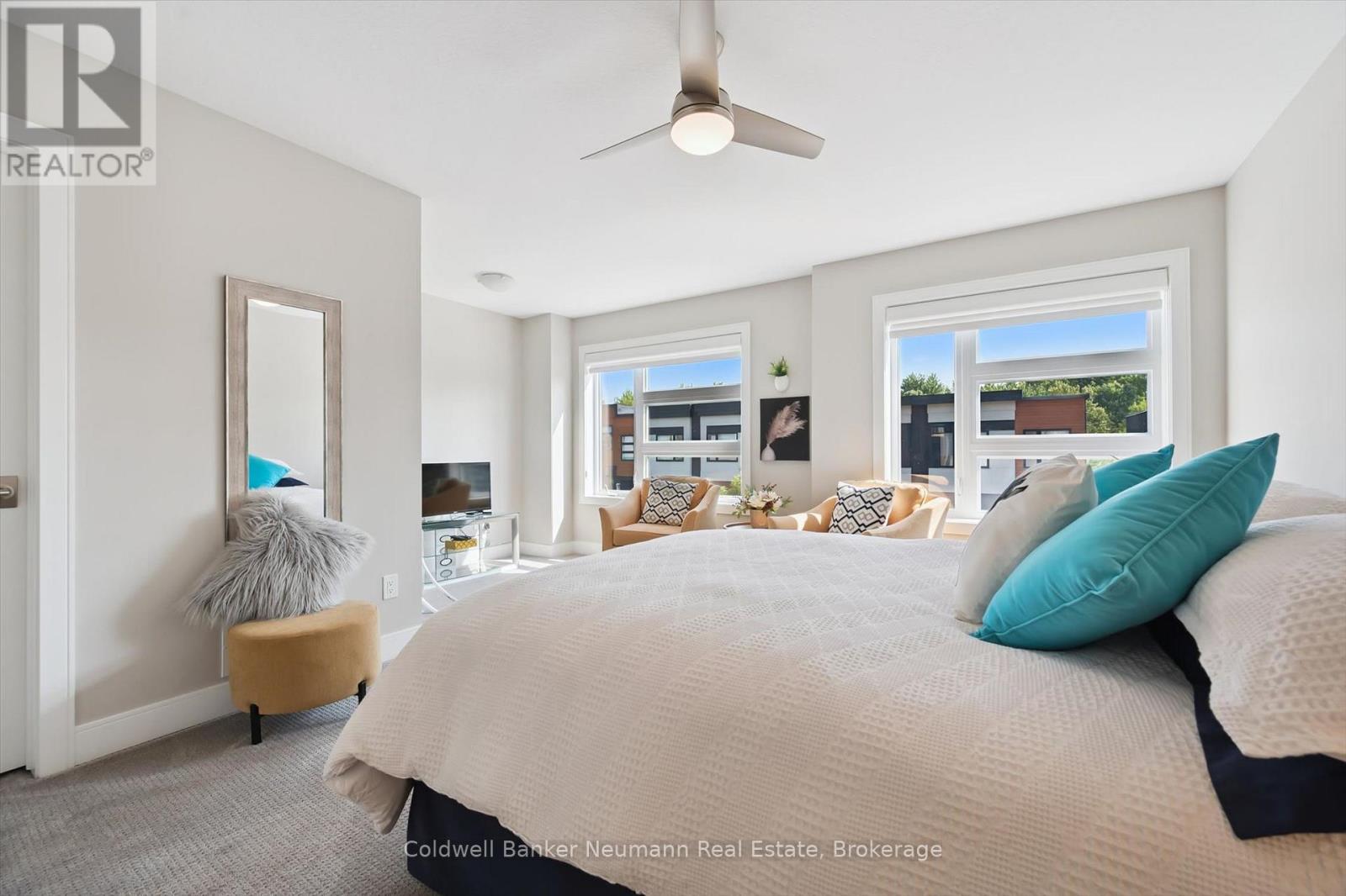 #92 60 ARKELL ROAD - 31