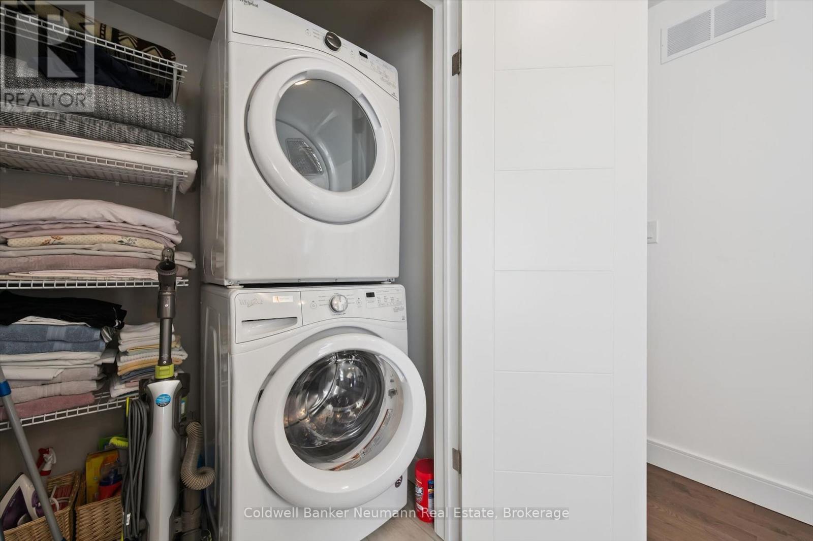 #92 60 ARKELL ROAD - 34