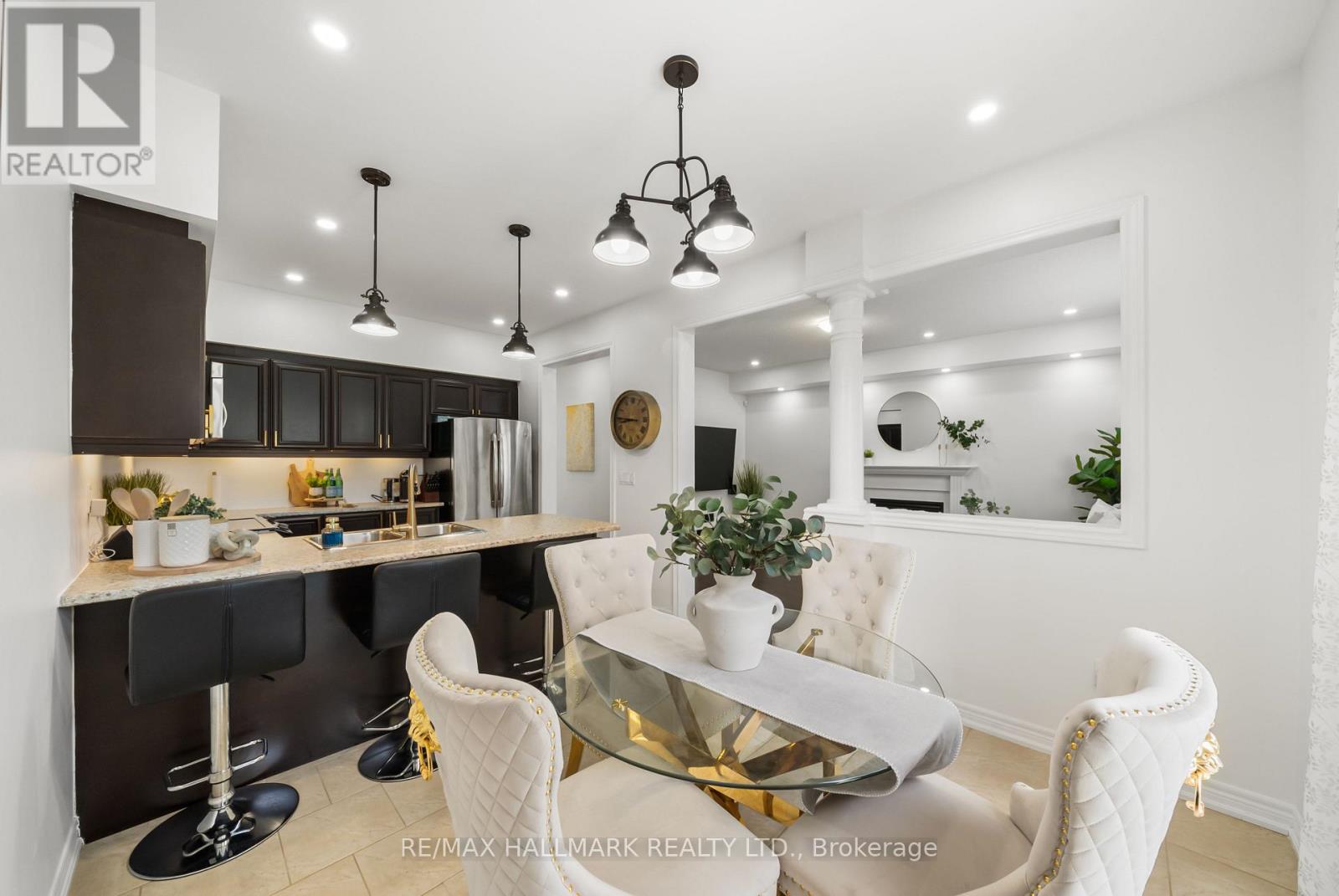 152 MCDONALD CRESCENT - 10