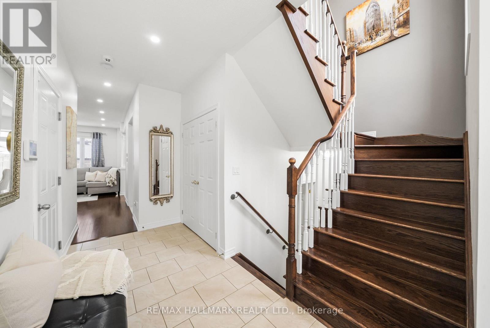 152 MCDONALD CRESCENT - 14