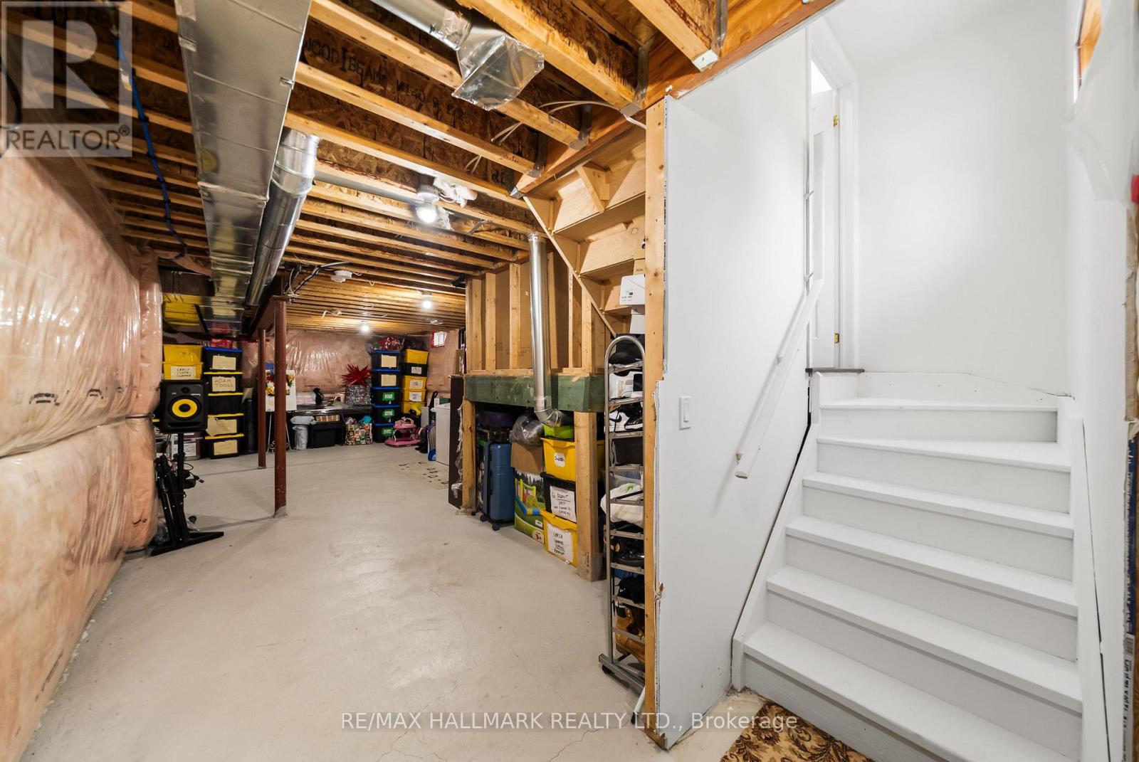 152 MCDONALD CRESCENT - 29