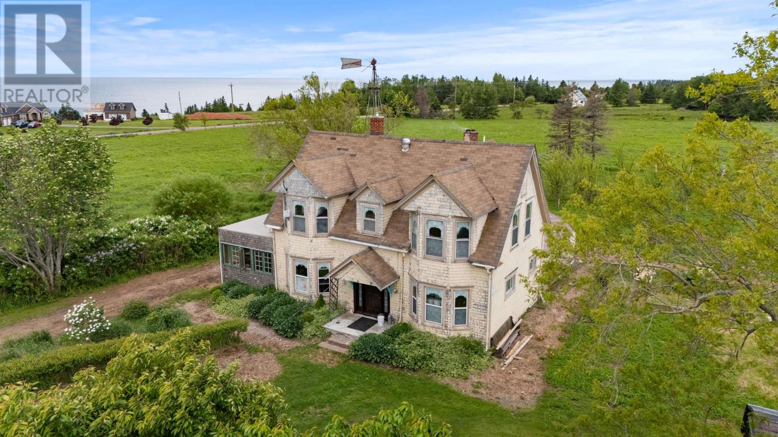 10466 Normans Road - 12