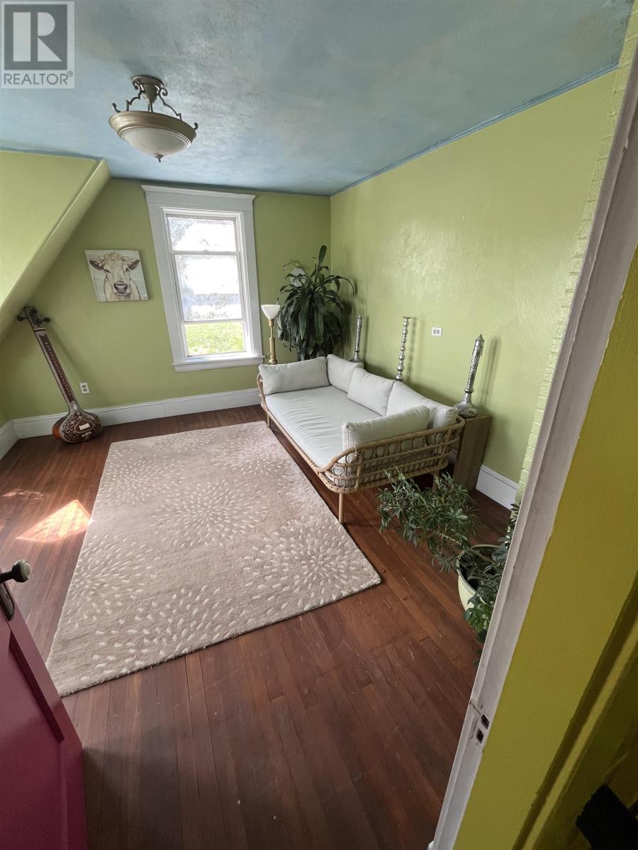 10466 Normans Road - 25