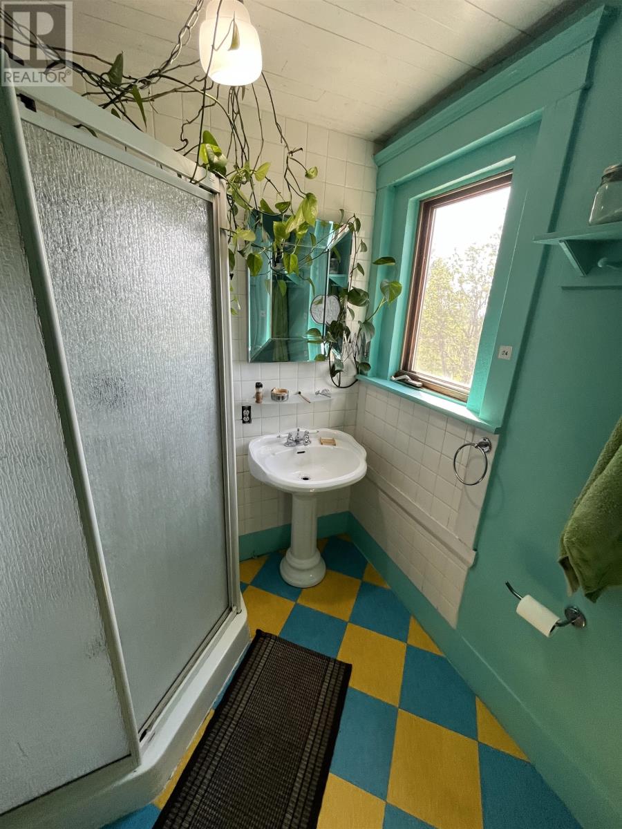 10466 Normans Road - 33