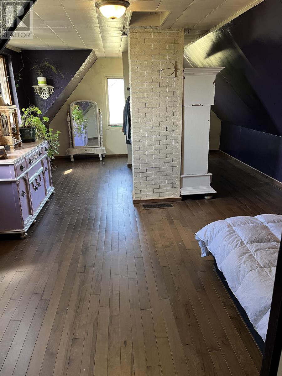 10466 Normans Road - 29
