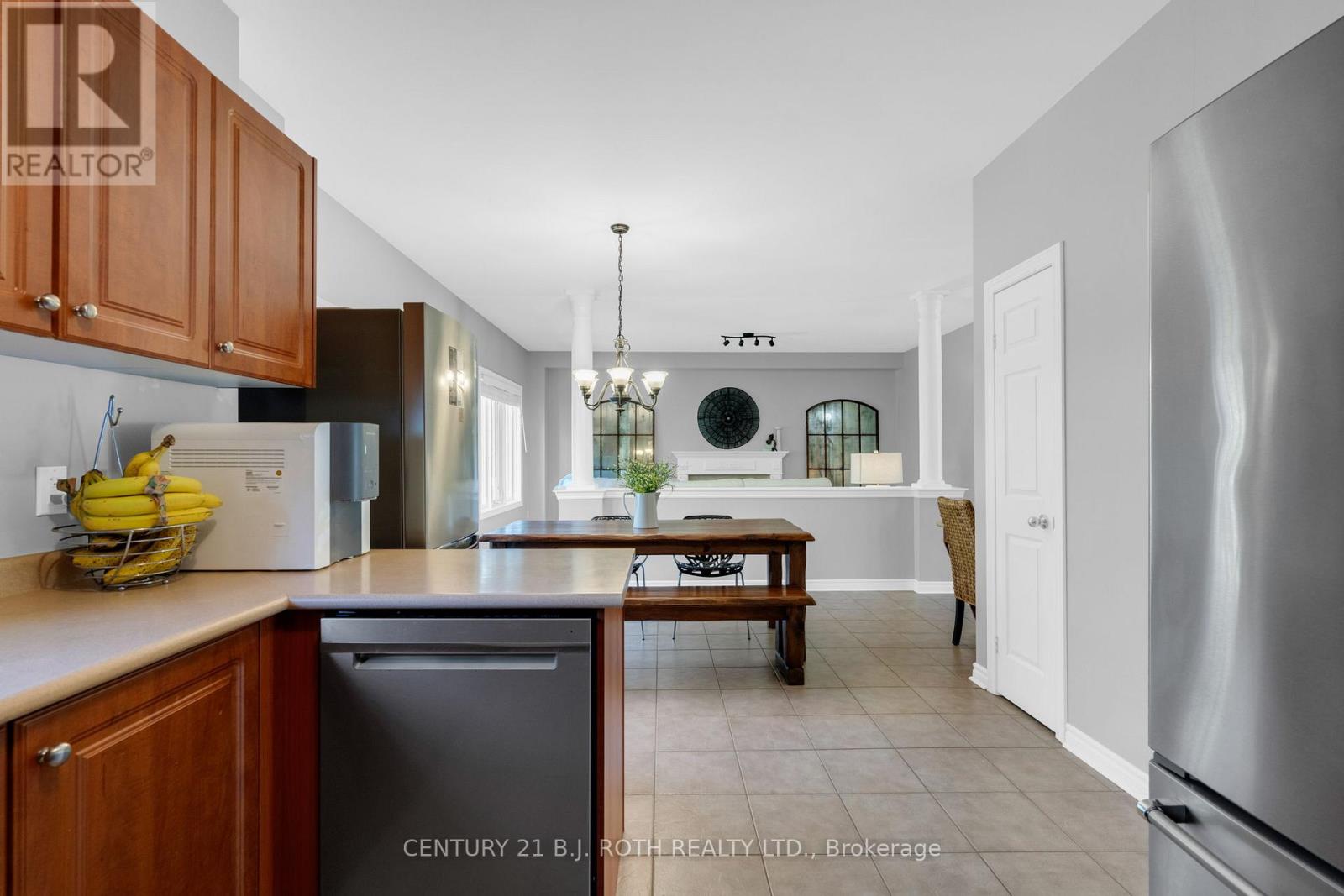 22 SILVERCREEK CRESCENT - Image 10