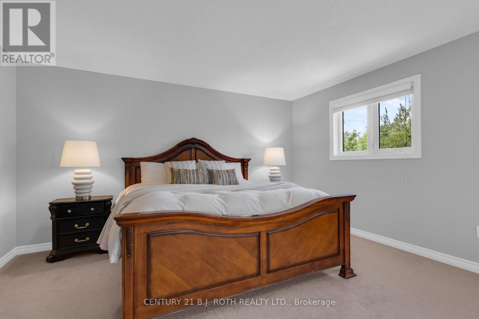 22 SILVERCREEK CRESCENT - Image 20