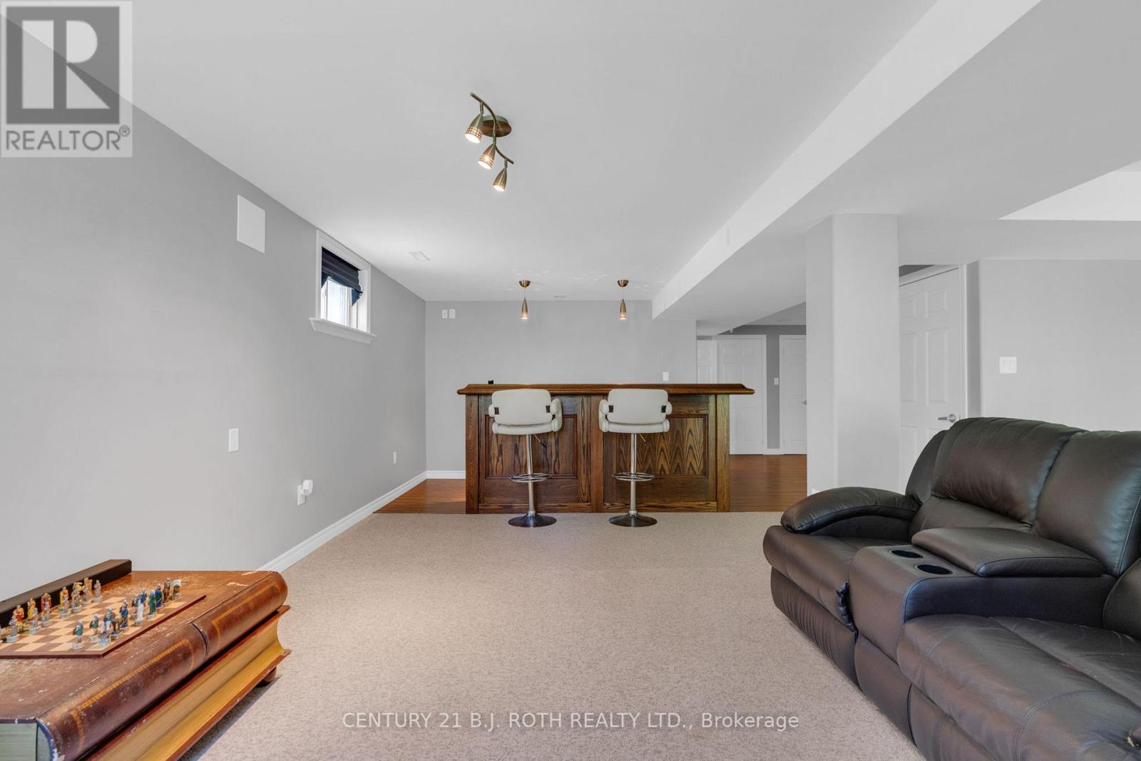 22 SILVERCREEK CRESCENT - Image 37