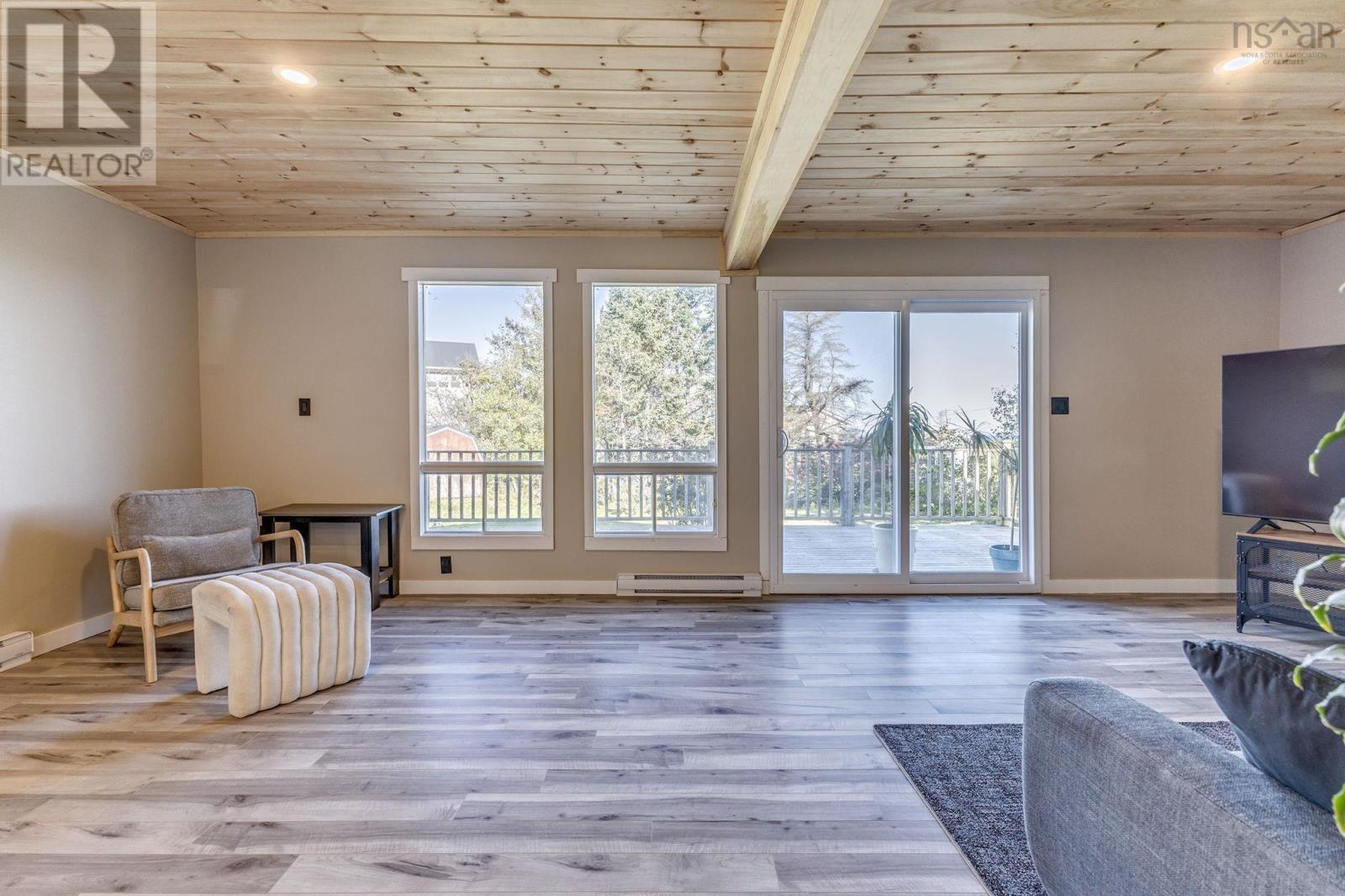 6157 Little Harbour Road - 14