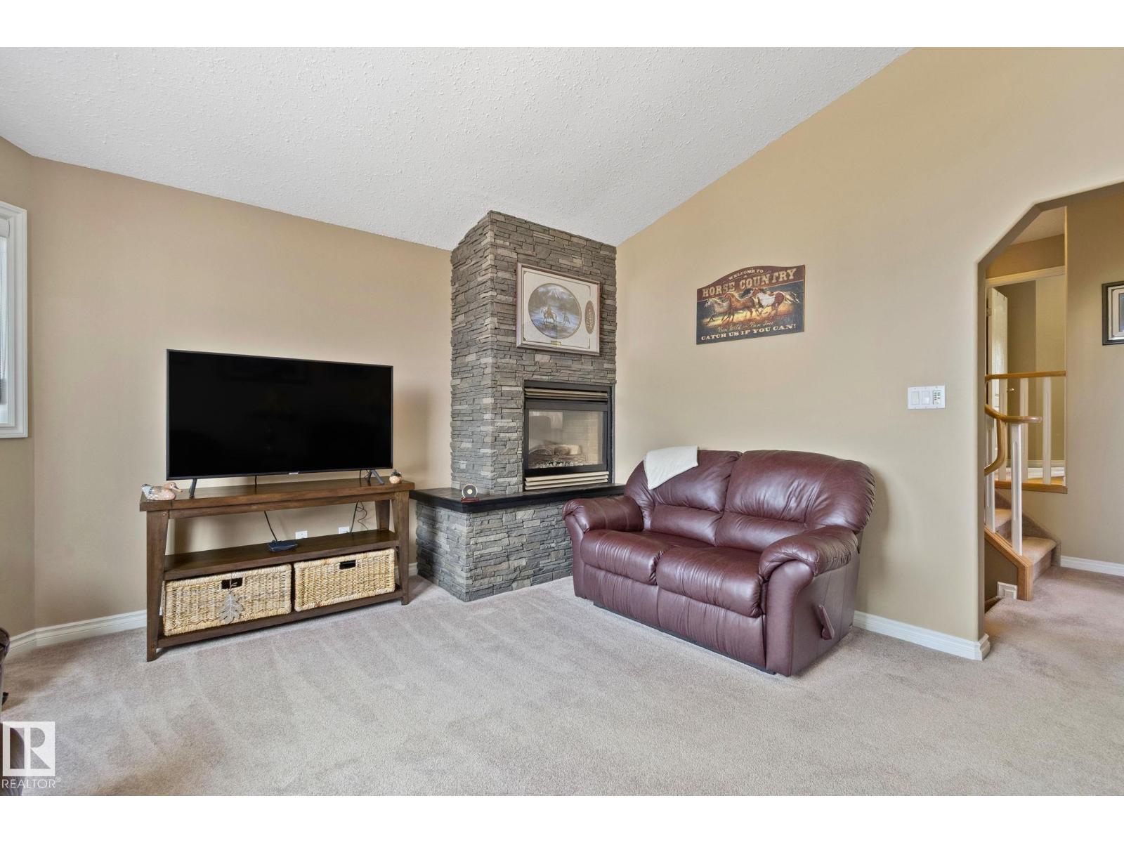 38 RIVARD CR — photo 13