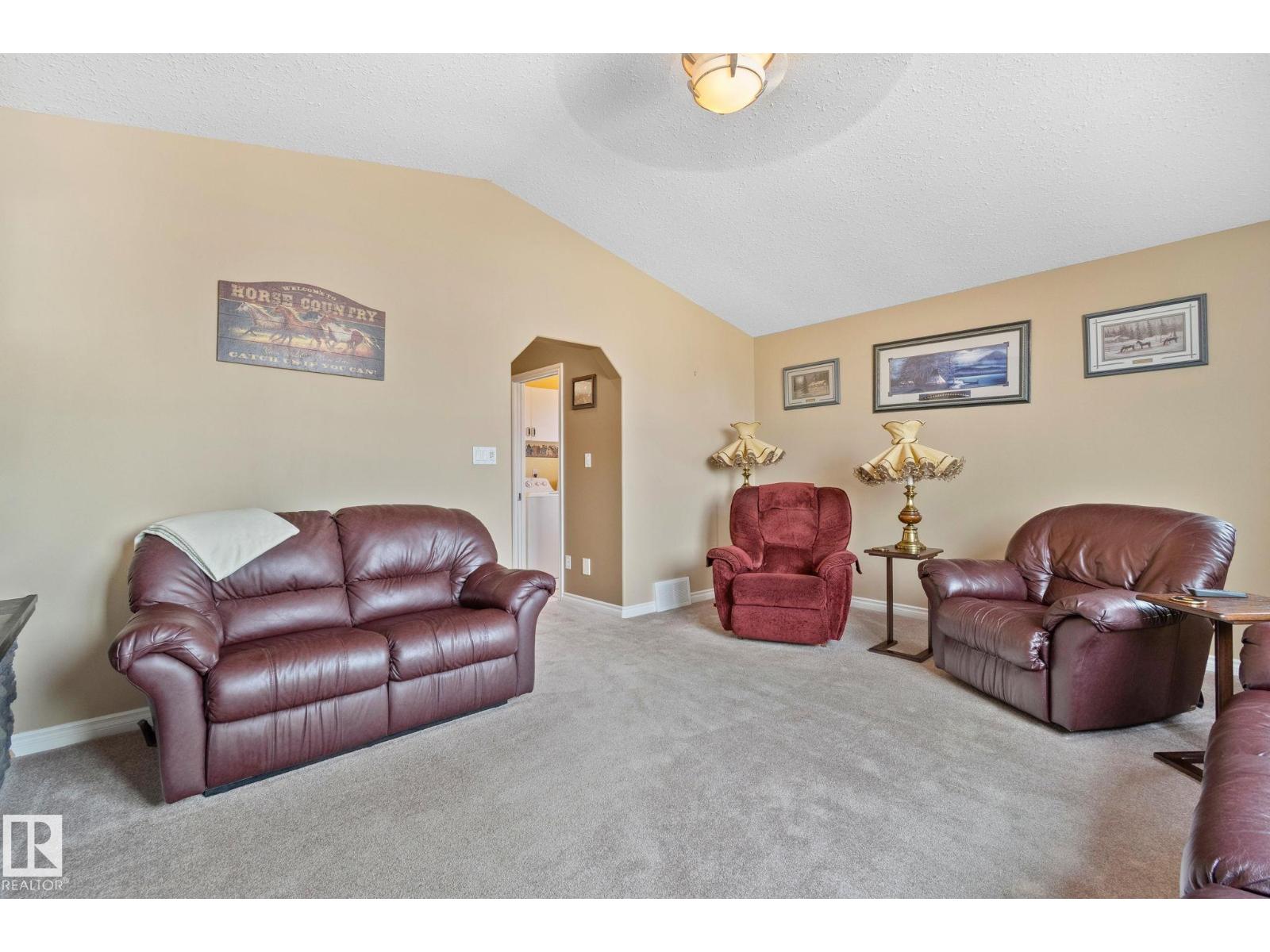 38 RIVARD CR — photo 15