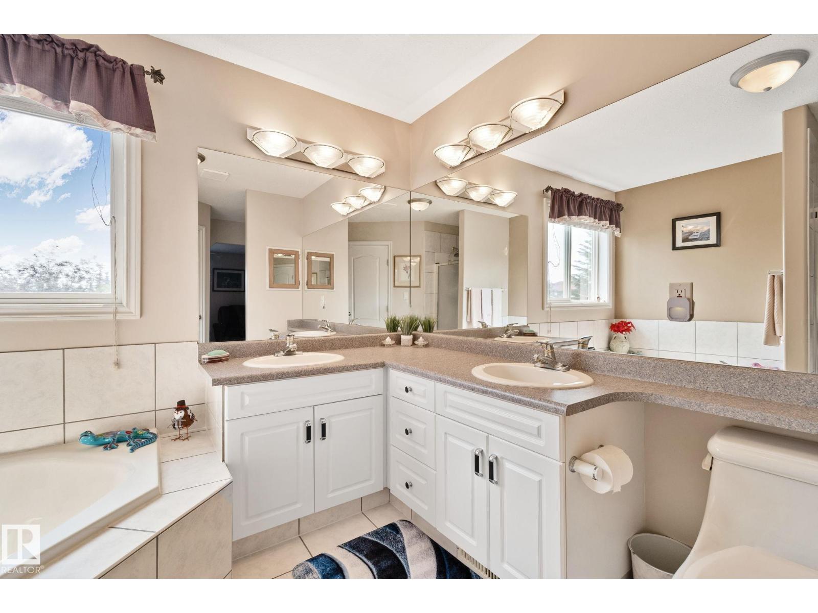 38 RIVARD CR — photo 22