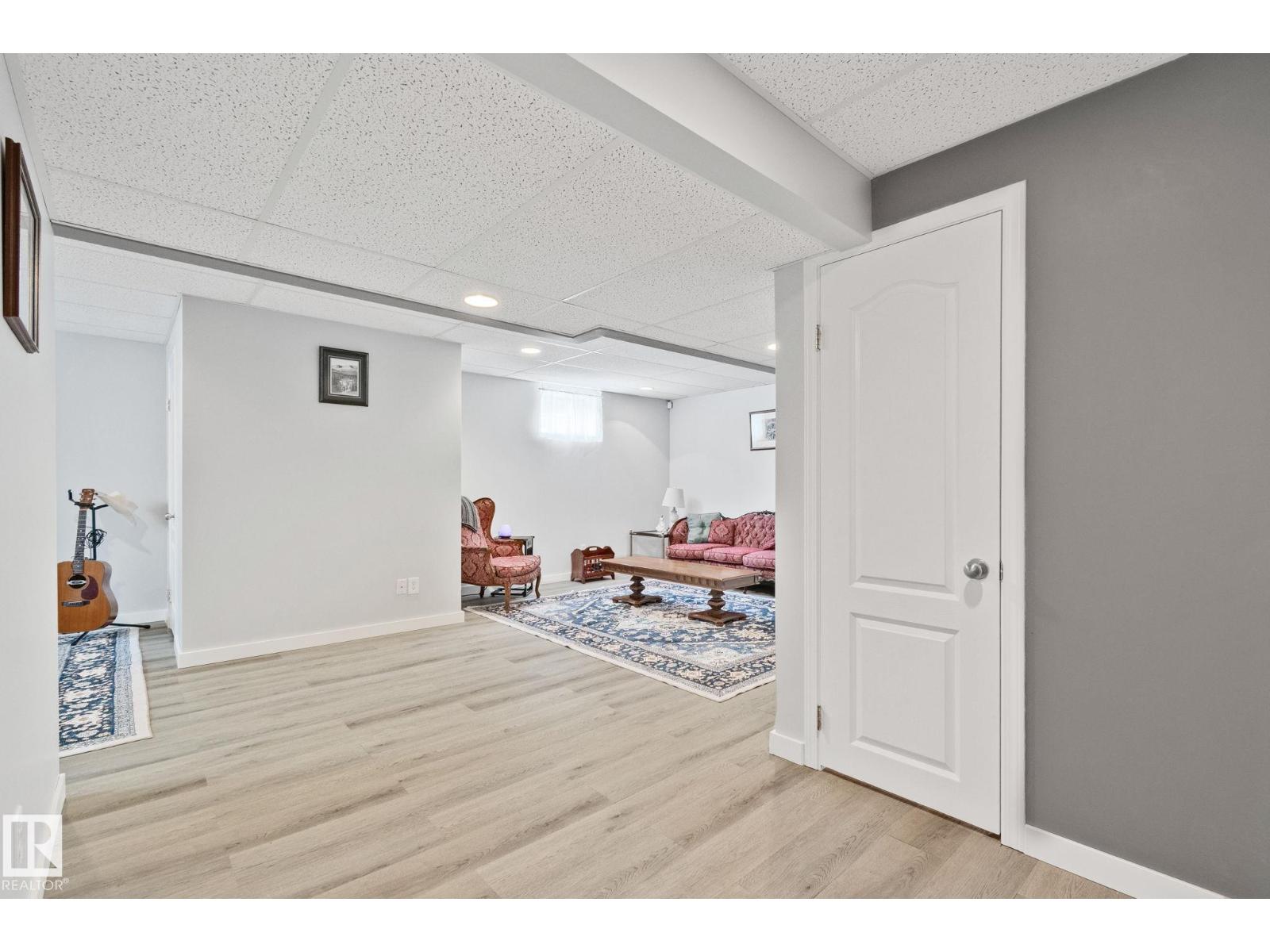38 RIVARD CR — photo 29