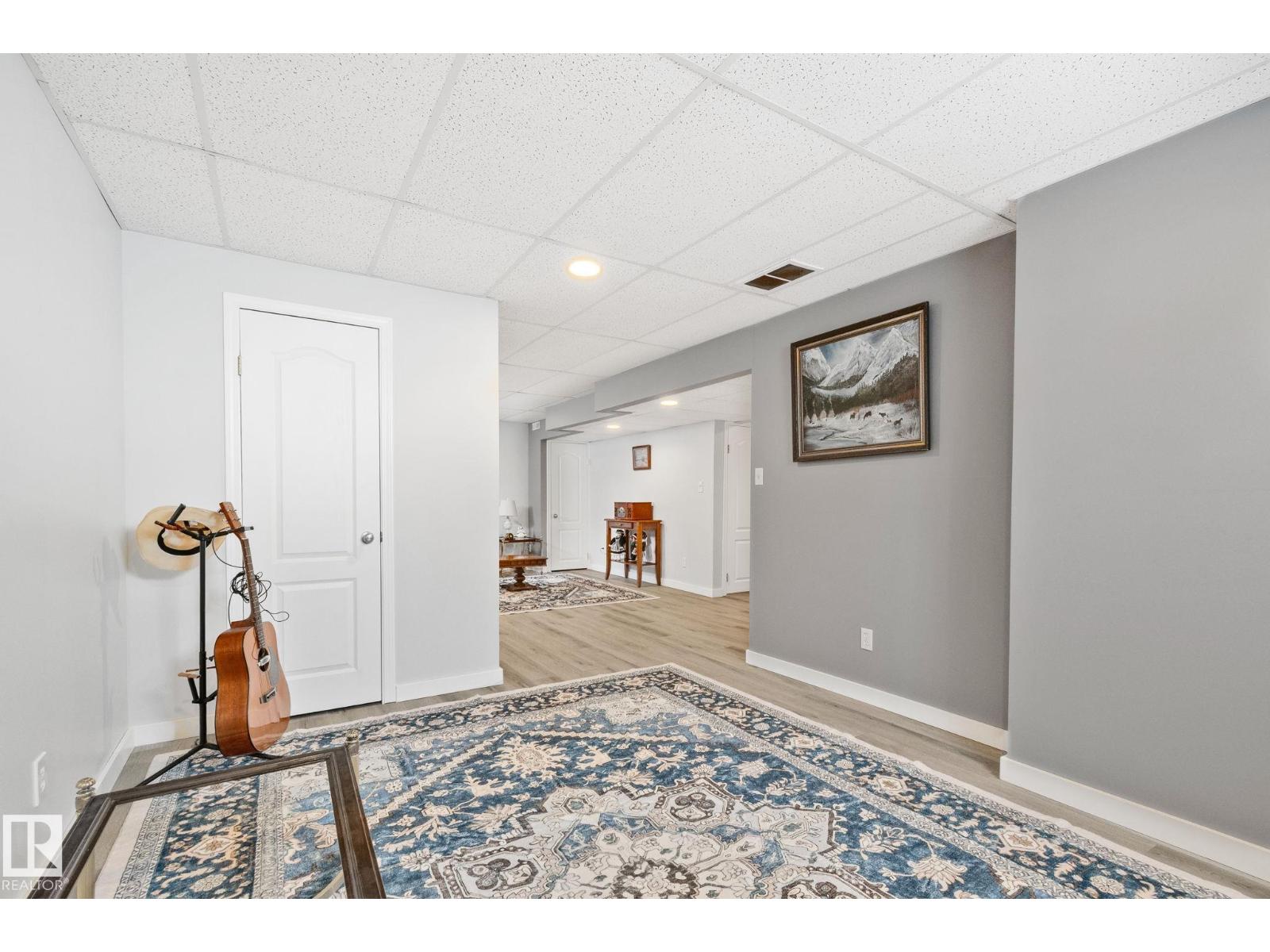 38 RIVARD CR — photo 31