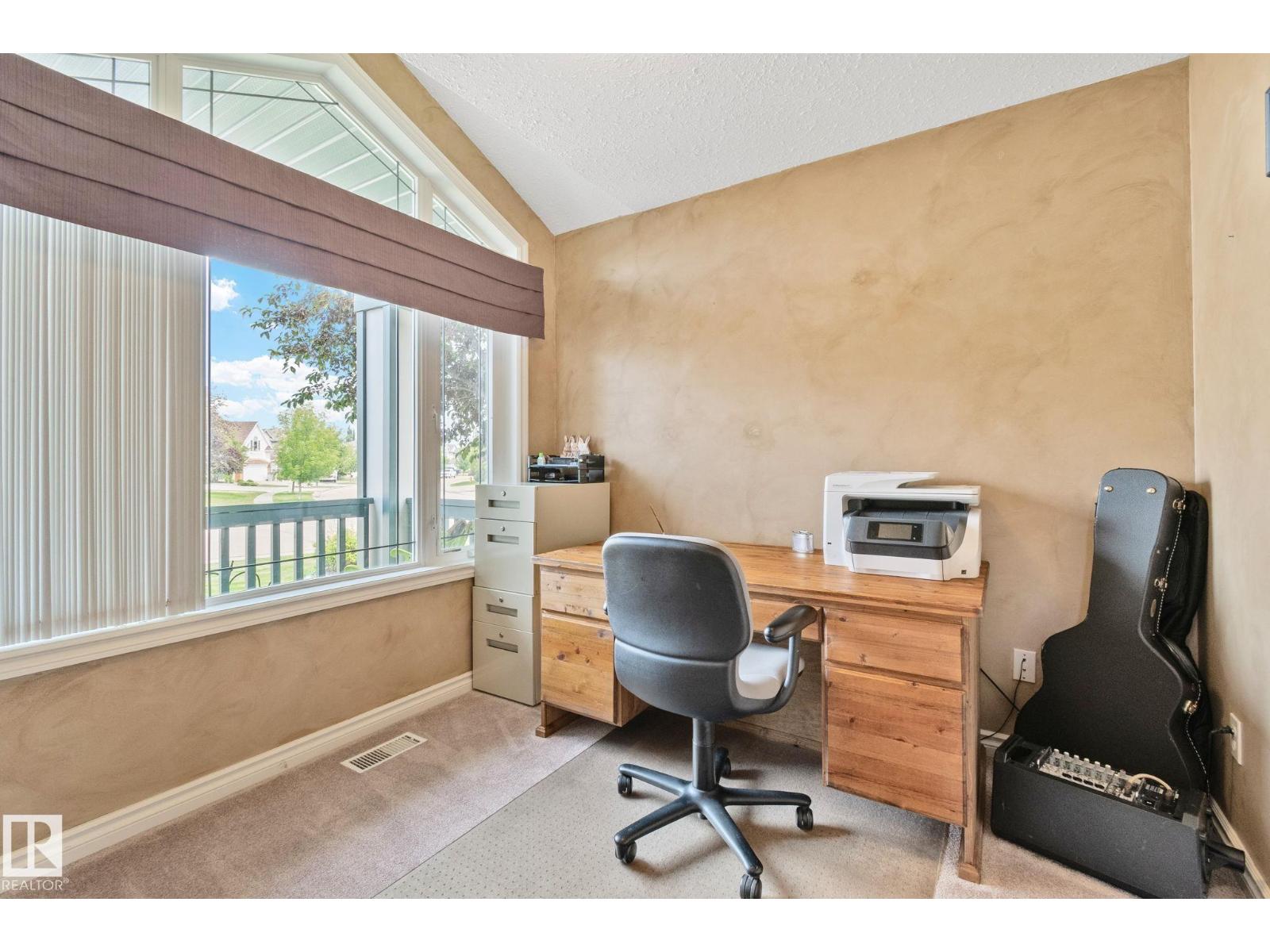 38 RIVARD CR — photo 9