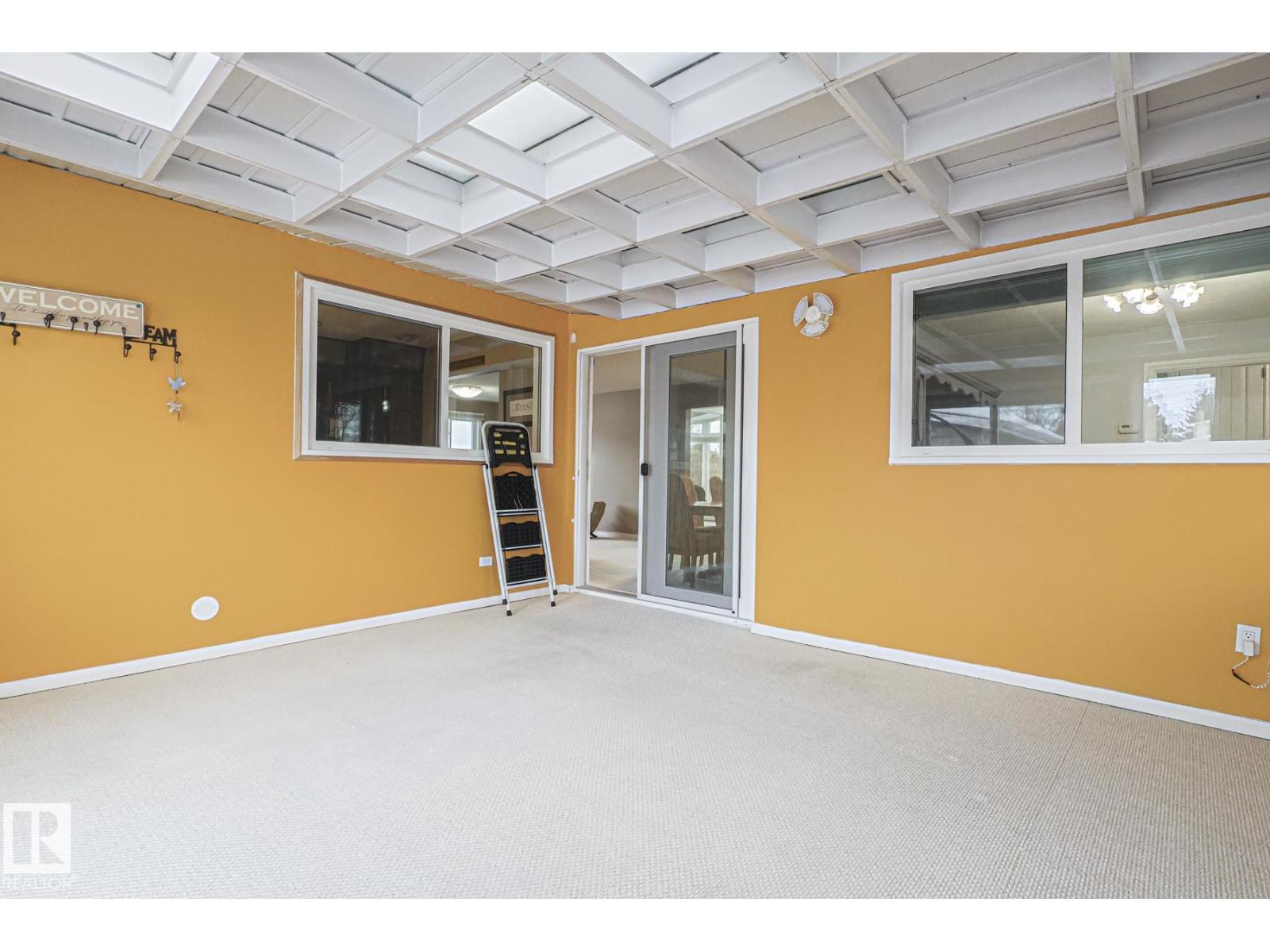 13304 70 ST NW - 56