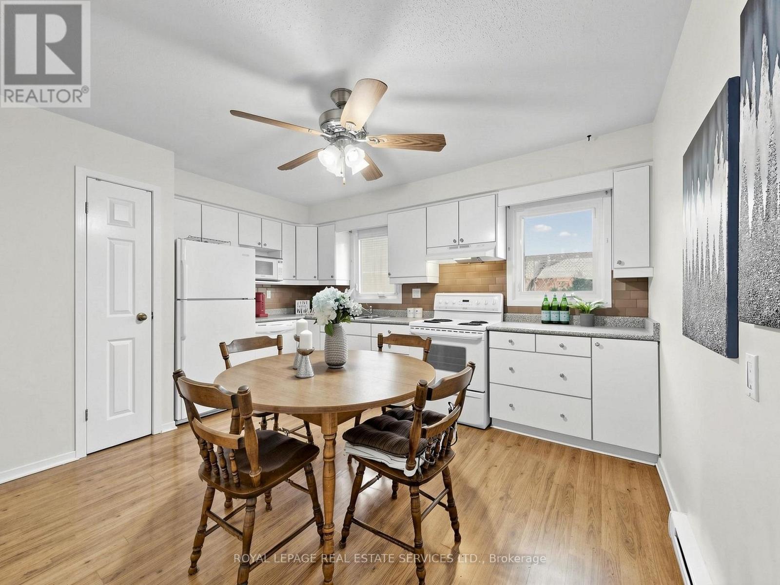 #21 530 FALGARWOOD DRIVE - 16