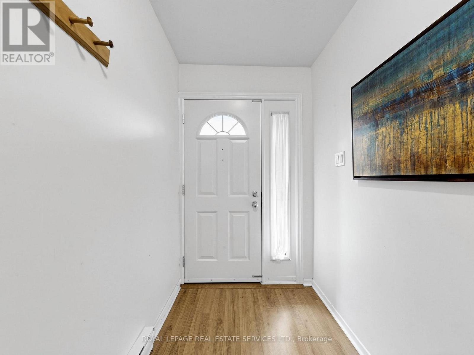 #21 530 FALGARWOOD DRIVE - 18