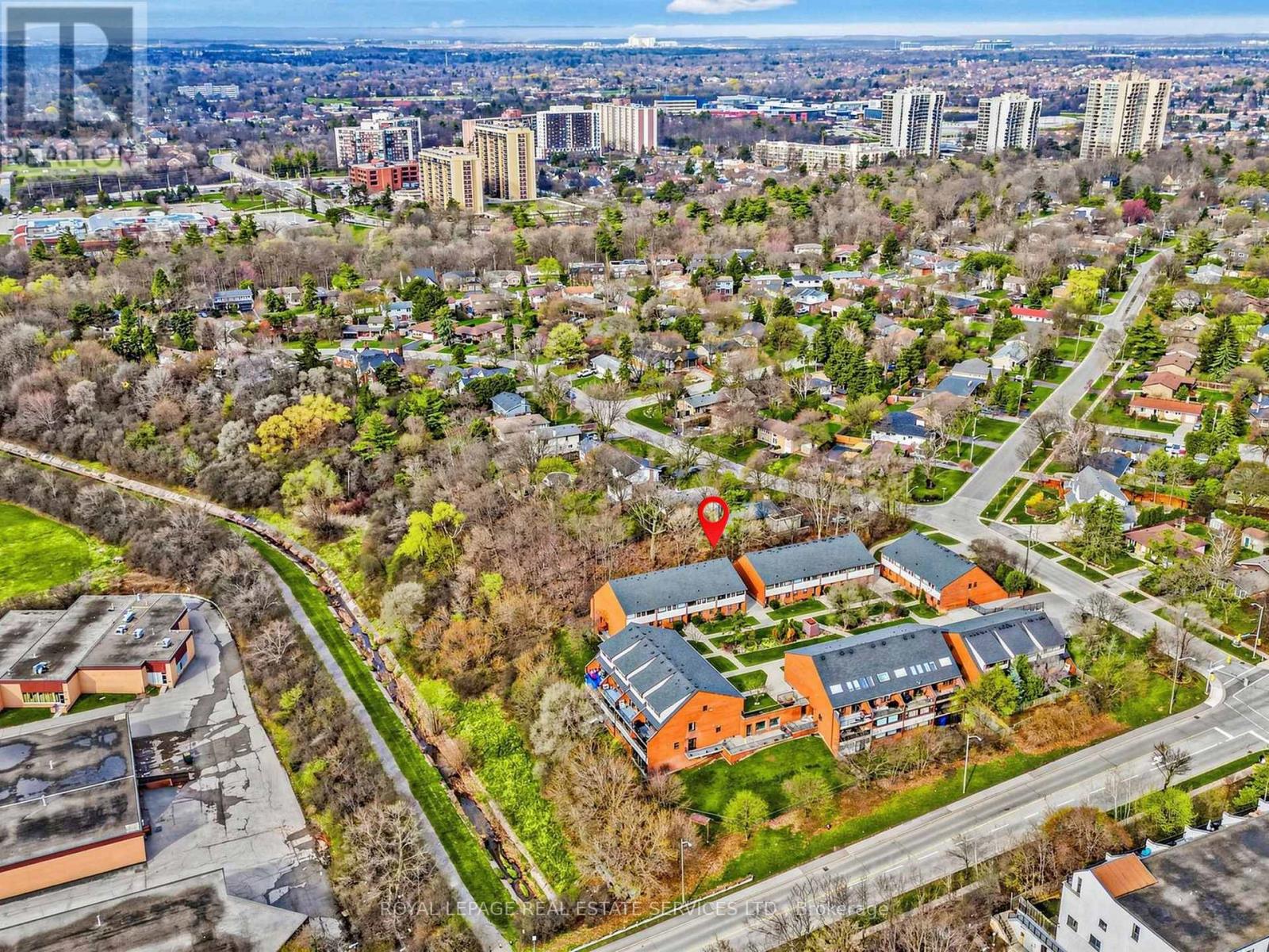 #21 530 FALGARWOOD DRIVE - 46