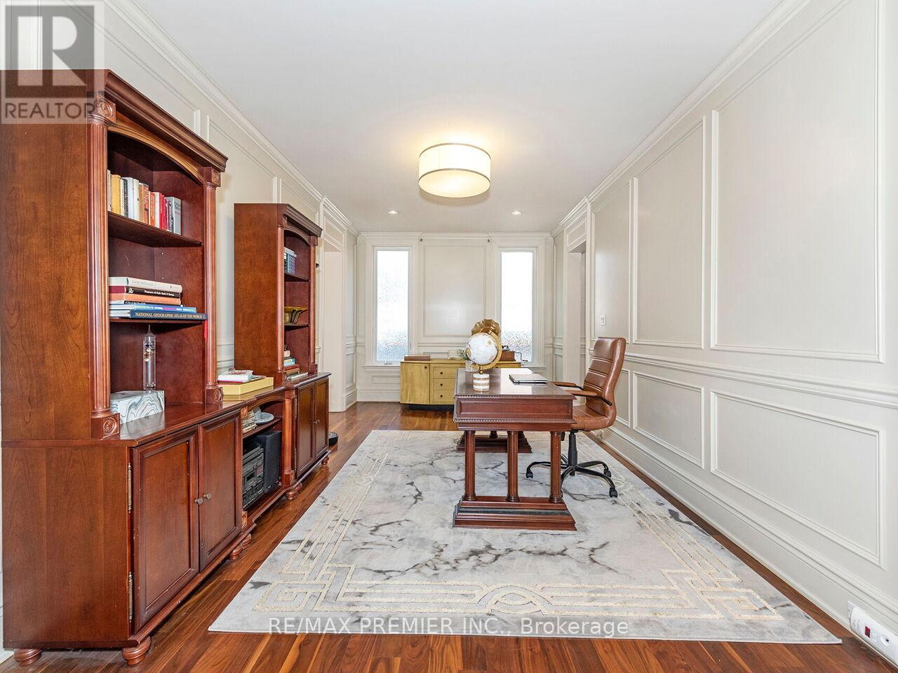 35 YORKDALE CRESCENT - Image 12