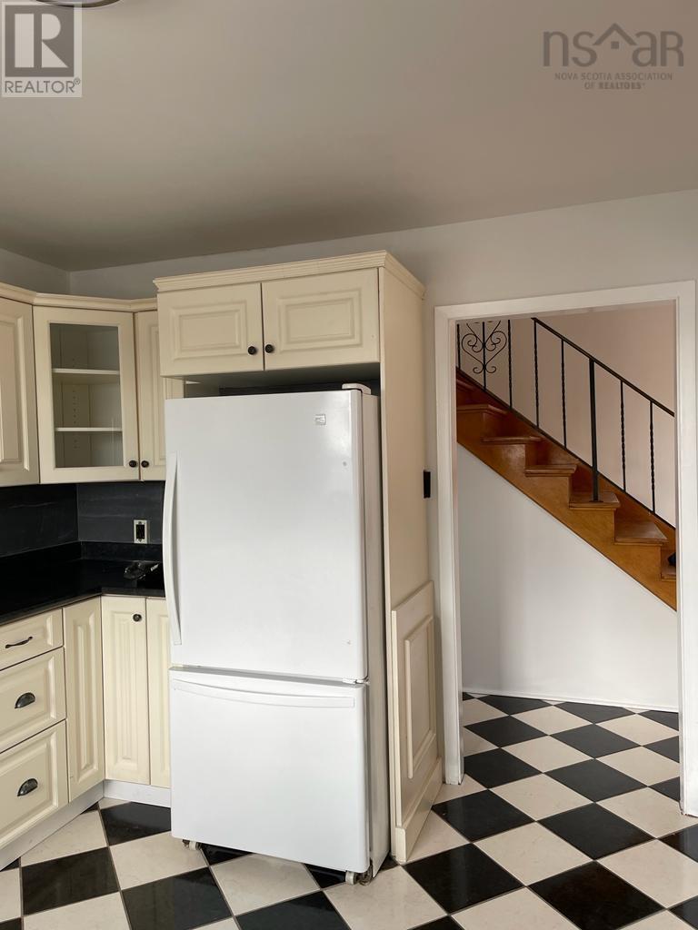 10 Mcfatridge Road - 13