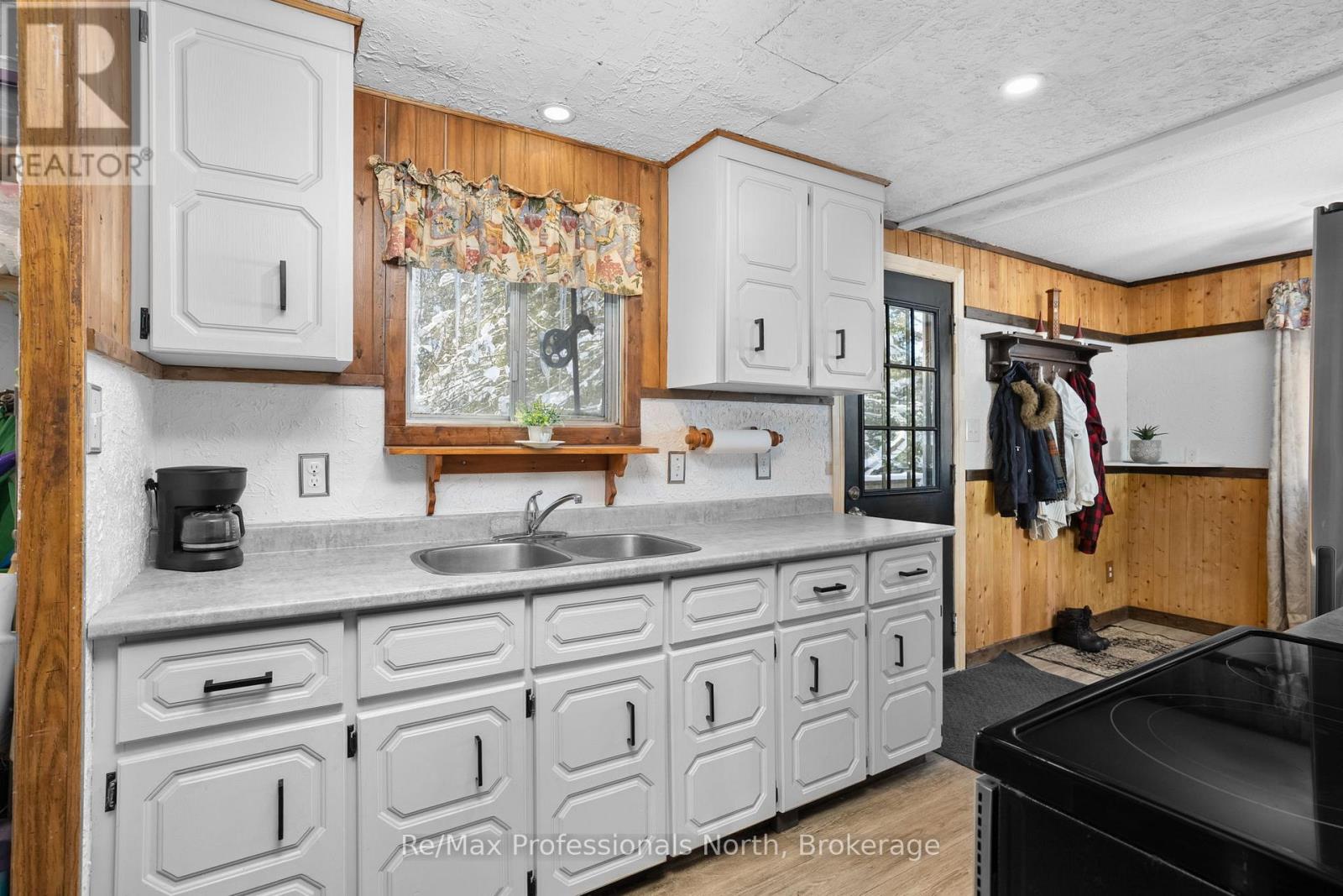 1465 FALKENBURG ROAD - 14