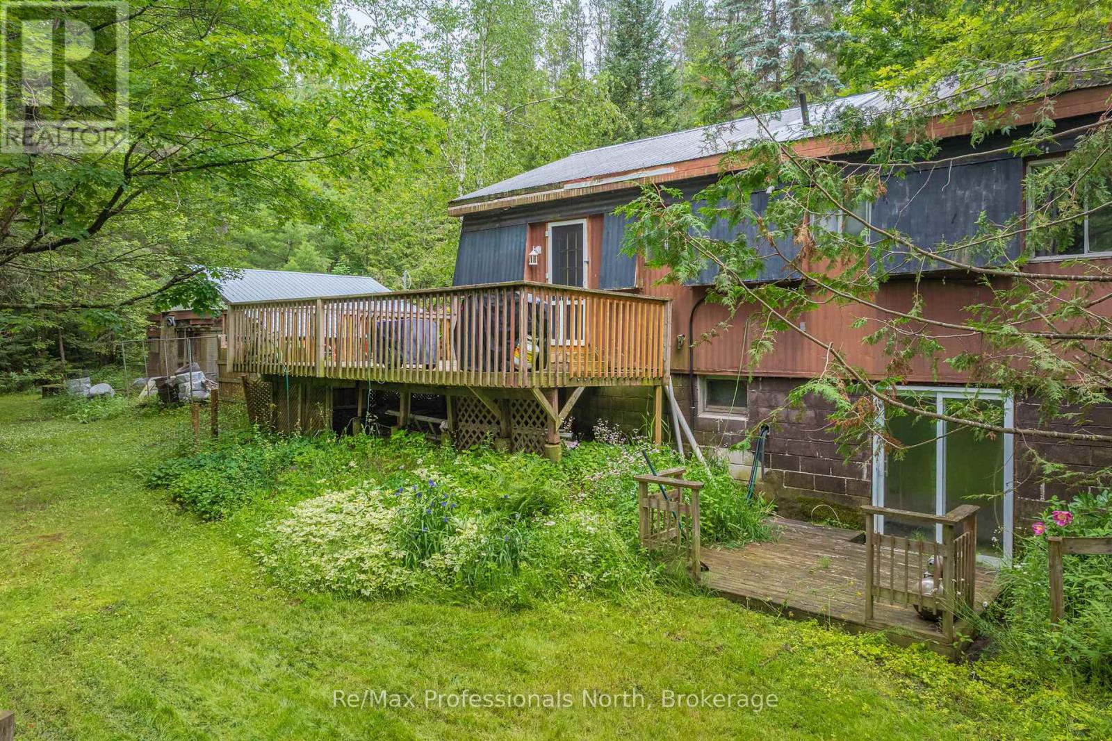 1465 FALKENBURG ROAD - 26