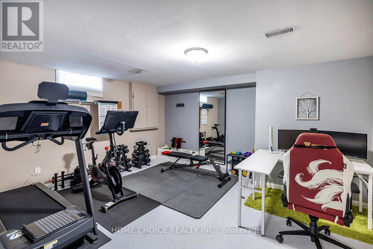 34 GOLDPINE AVENUE - 28