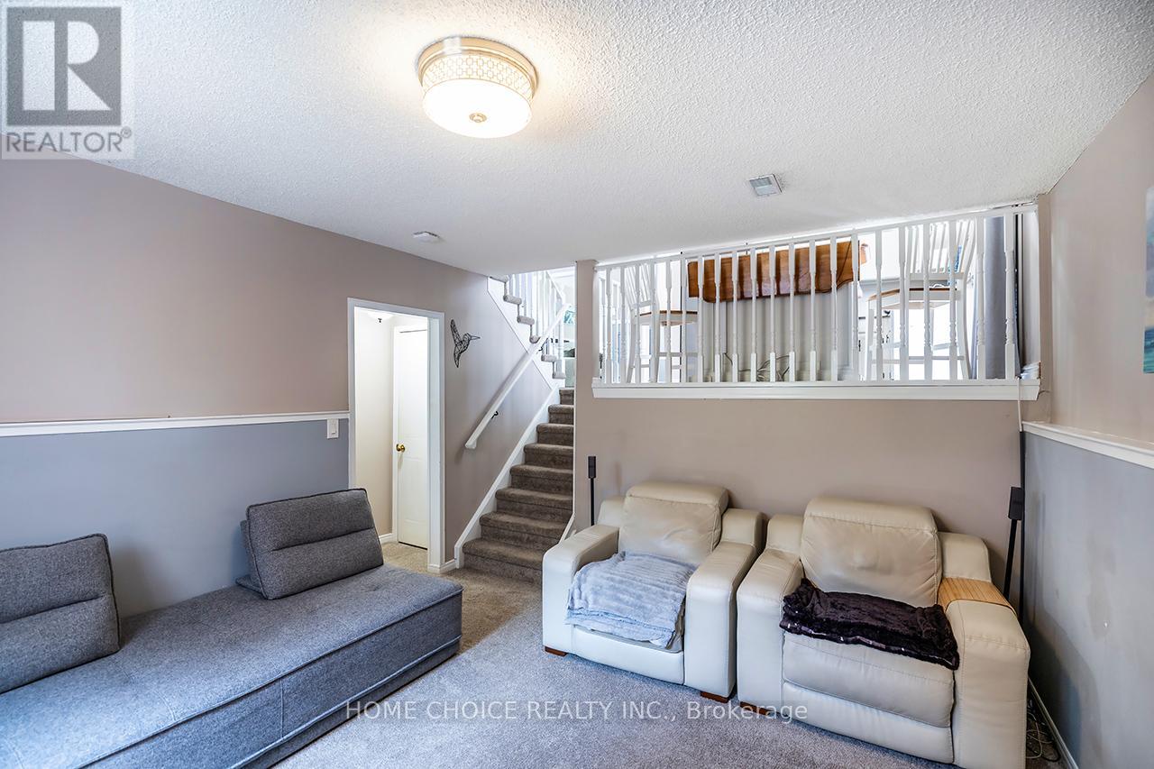 34 GOLDPINE AVENUE - 20