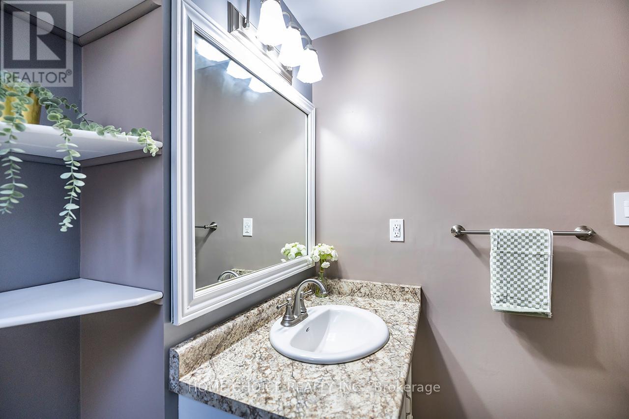 34 GOLDPINE AVENUE - 27