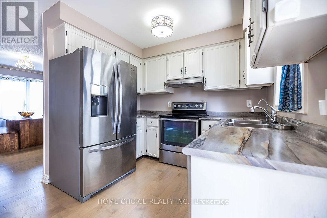 34 GOLDPINE AVENUE - 15