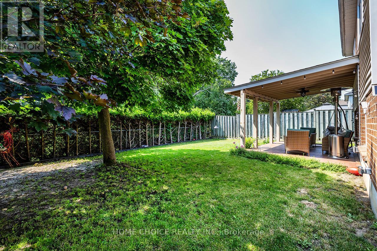 34 GOLDPINE AVENUE - Image 32