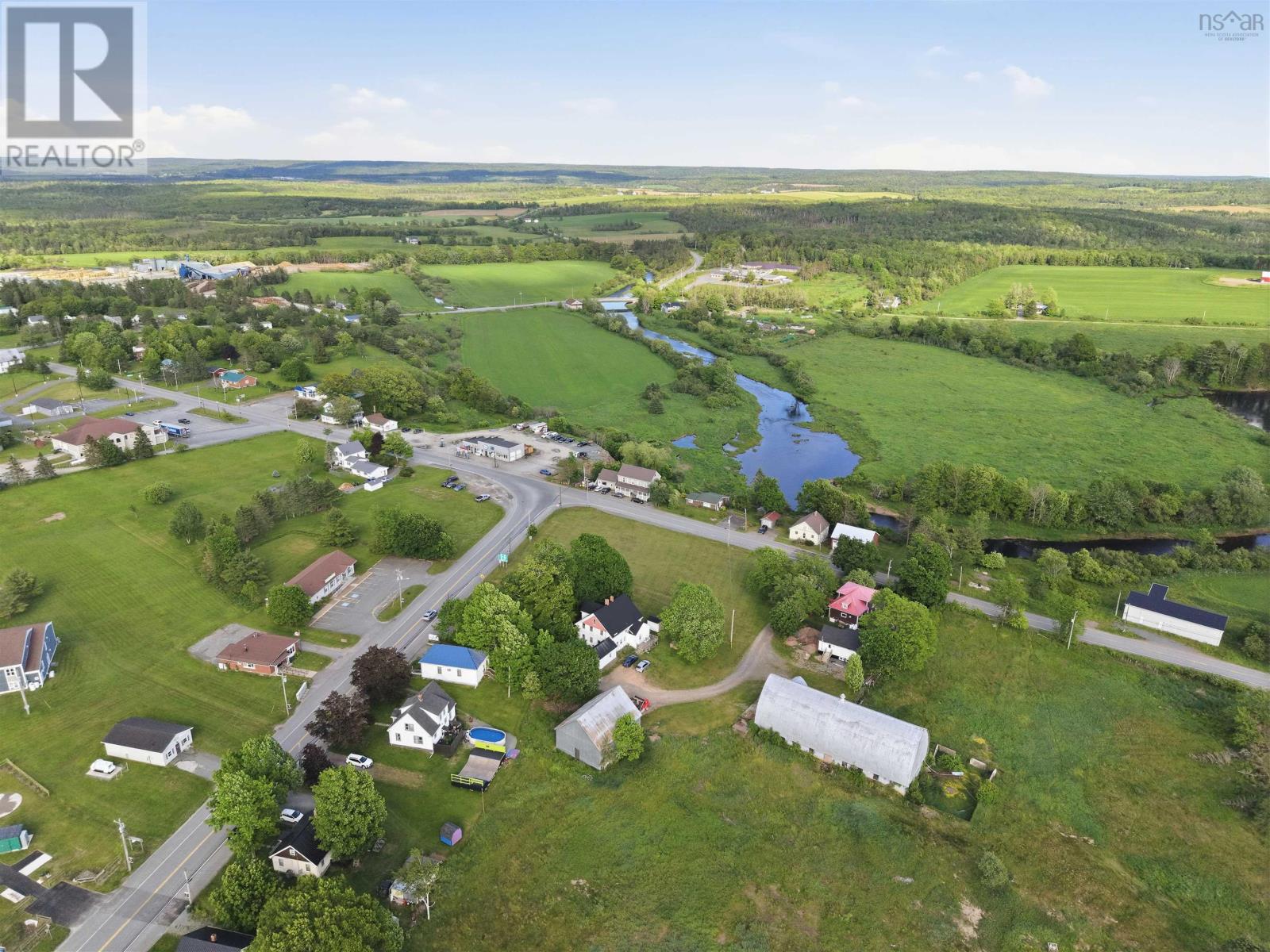 7830 Highway 357 - 12