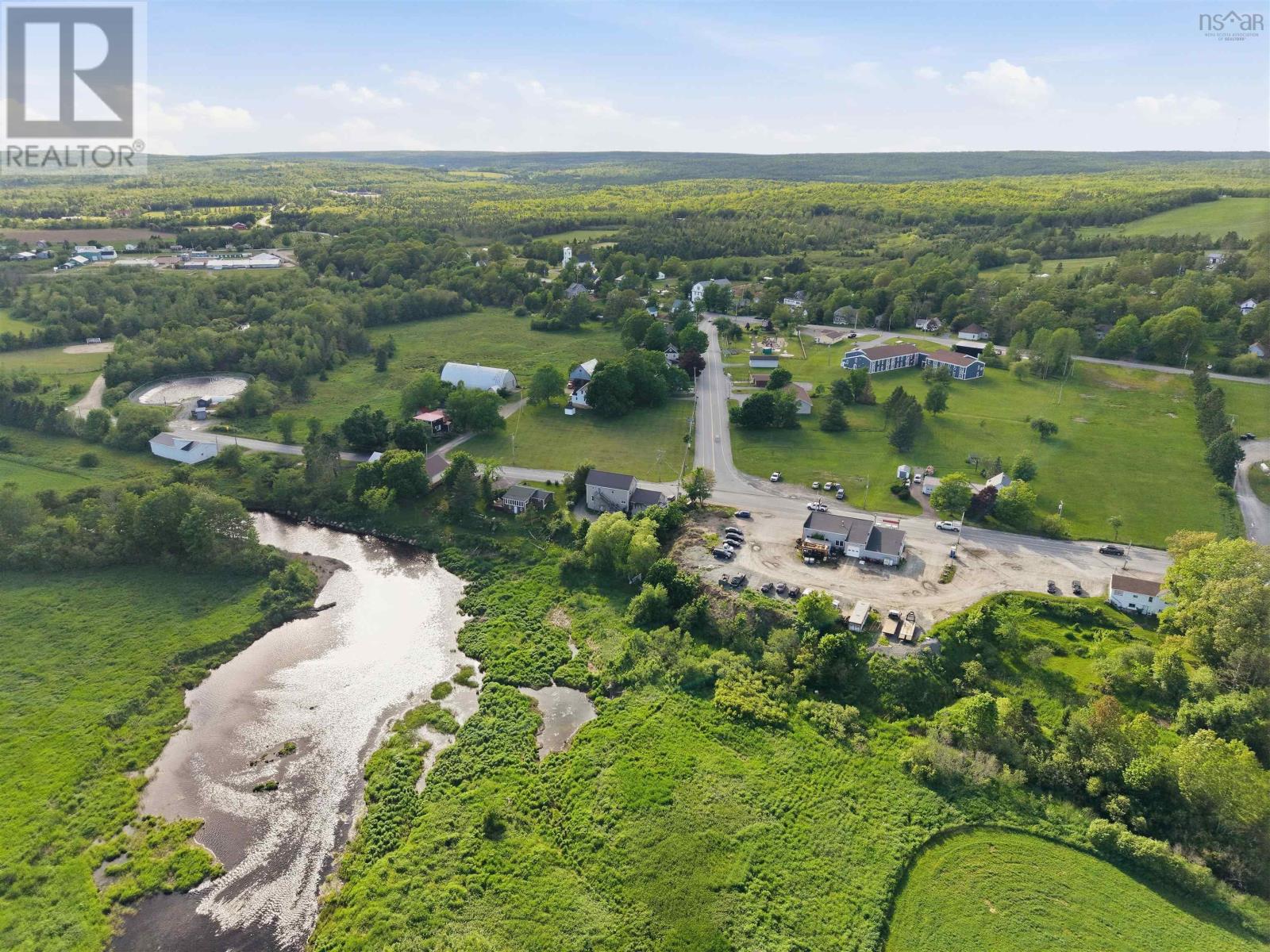 7830 Highway 357 - 16